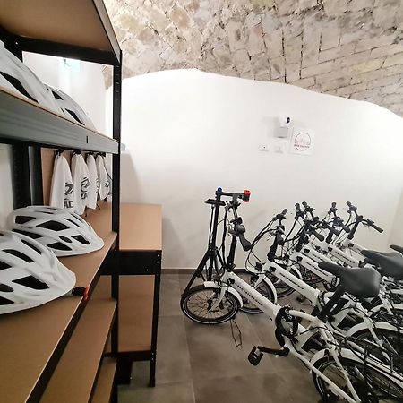 مبيت وإفطار Bed&Bikerome Giulio Cesare المظهر الخارجي الصورة