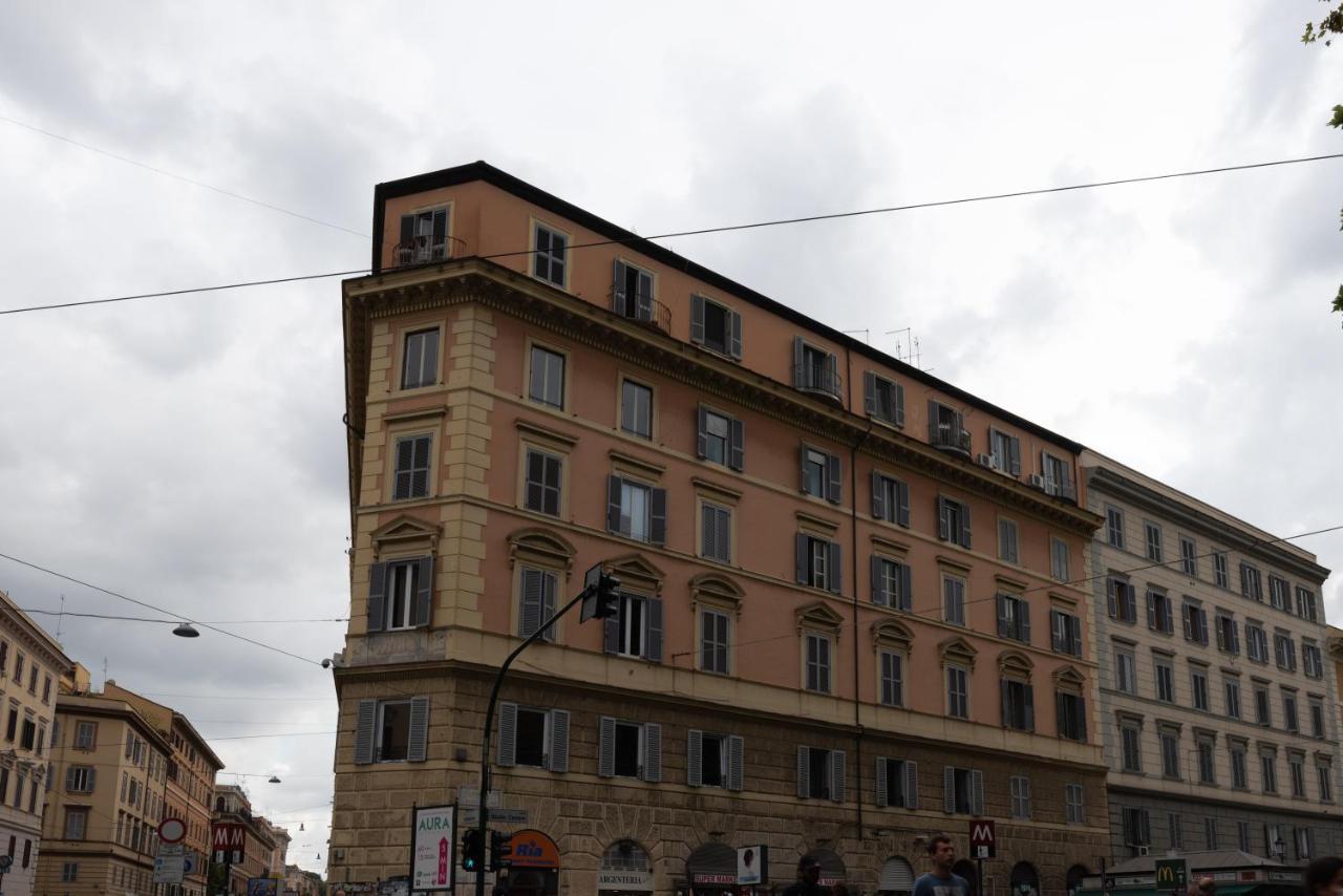 مبيت وإفطار Bed&Bikerome Giulio Cesare المظهر الخارجي الصورة