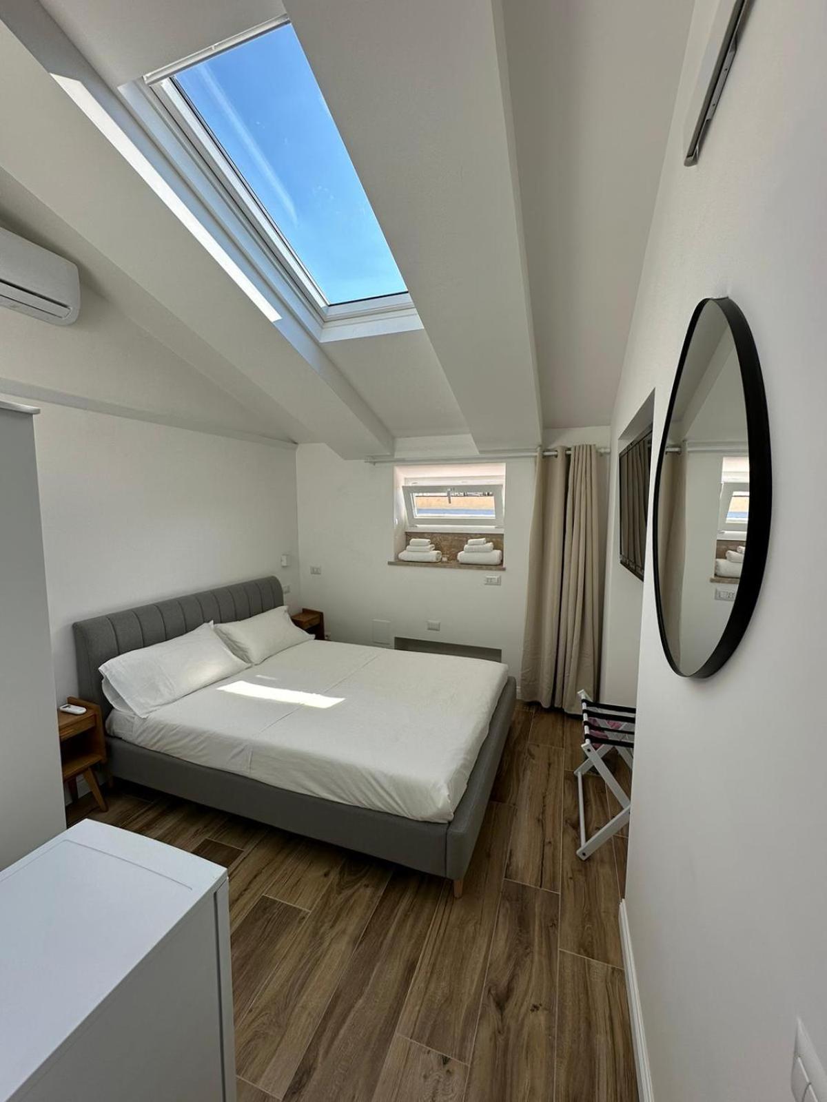 مبيت وإفطار Bed&Bikerome Giulio Cesare المظهر الخارجي الصورة
